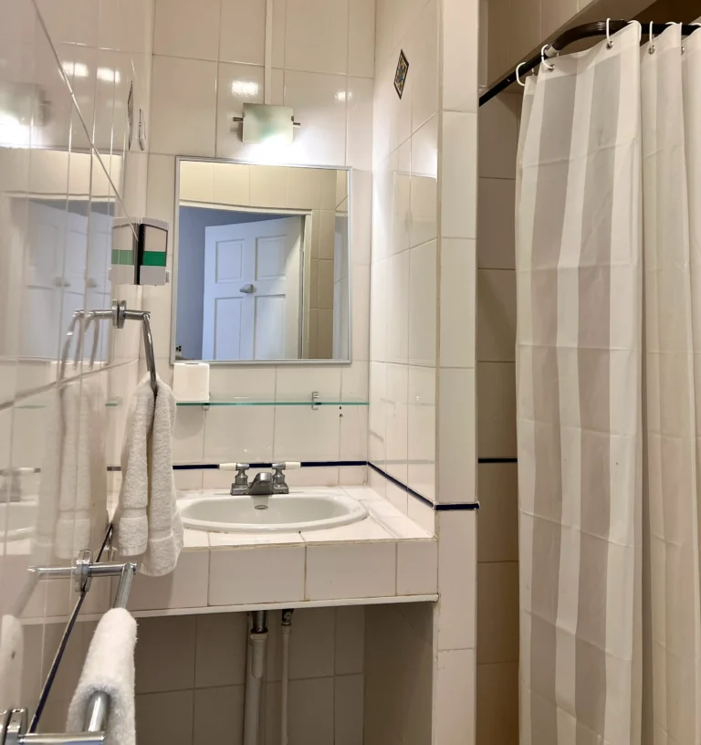 habitacion-baño-privado